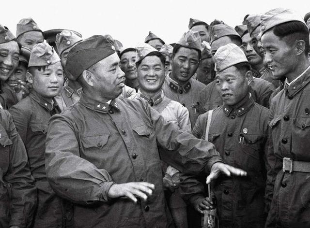 1979年对越反击战，邓小平为何不选刘伯承、粟裕，而认定许世友？