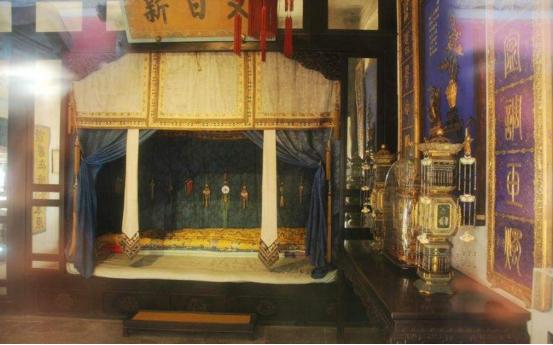 清宫剧多是假的，历史上皇后根本不屑参加宫斗，地位碾压嫔妃