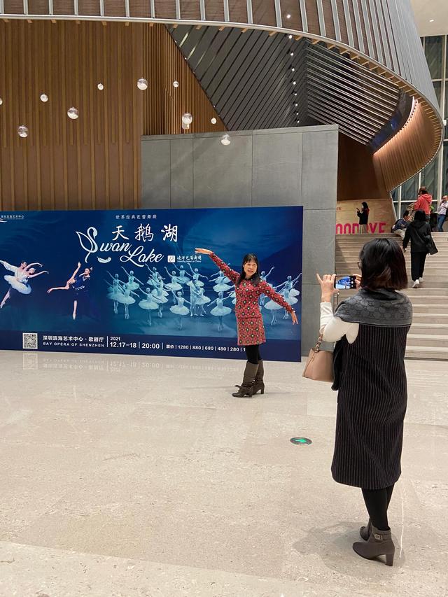 下裏巴人的陽春白雪夜