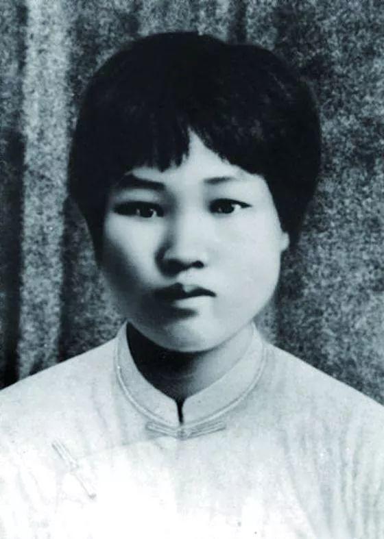1950年毛岸英回韶山，毛主席：你一定要记得看罗石泉舅舅