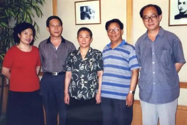 林彪死后，他女儿历经风雨，幸好丈夫不离不弃，晚年开酒楼做老板
