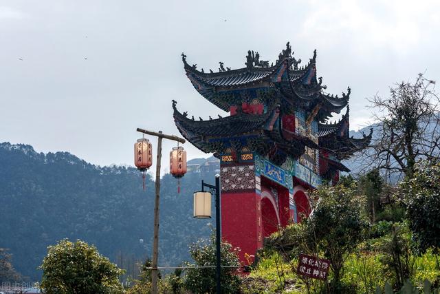 九華山月身殿紀行