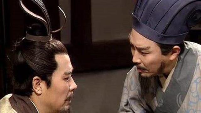 从侧面看，刘备是诸葛亮害死的，别不信，证据说话