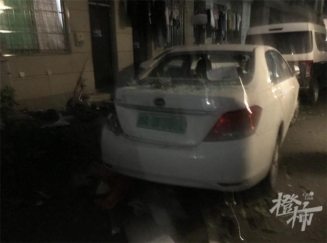 杭州警方通报一起致1死2伤事故，肇事者已被控制