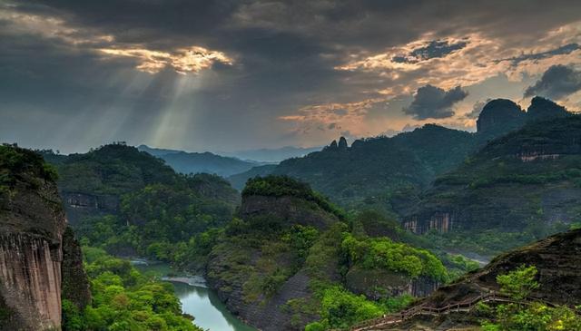 中國4個雙遺産景區，堪稱國內旅行景區的天花板，你去過幾個呢？
