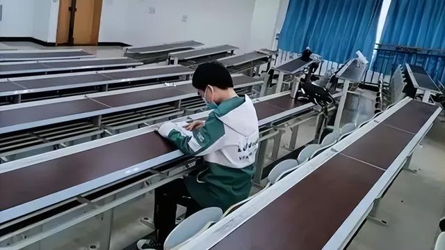 叛逆孩子纠正教育怎么收费(叛逆孩子管教学校怎样收费)(图2)