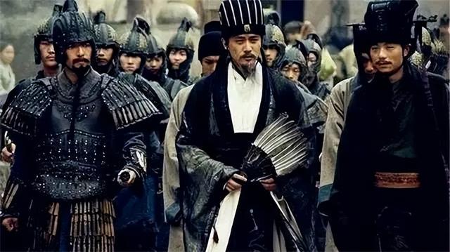 诸葛亮为啥无法统一三国，毛主席评价得很到位：他有3个欠缺