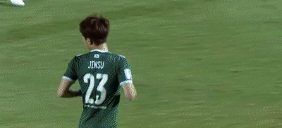 亚冠：中超旧将状态低迷，全北现代1-0横滨，挽回韩国足球颜面