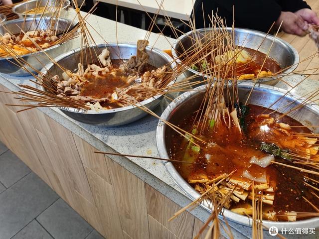 旅行就要邊走邊吃：舌尖上的昆明，盤點我在昆明吃到的各種美食