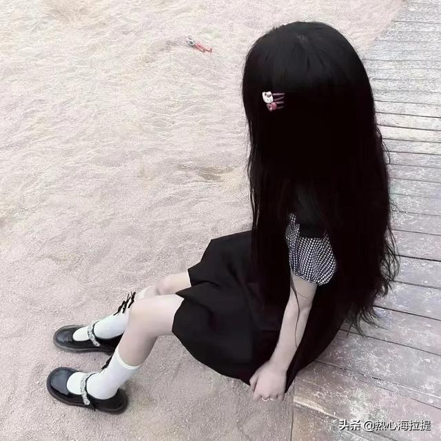 人的一生就像一篇文章，只有经过多次精心修改，才能不断完善