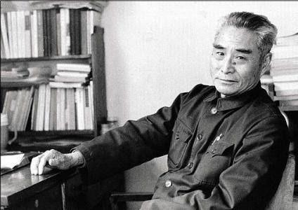 1989年，黄维访问台湾前夕，台湾方面劝他留在台湾，他果断拒绝