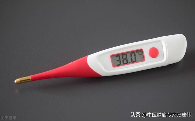 別把咳嗽不當回事，這5種咳嗽不普通，可能是肺癌在“報警”