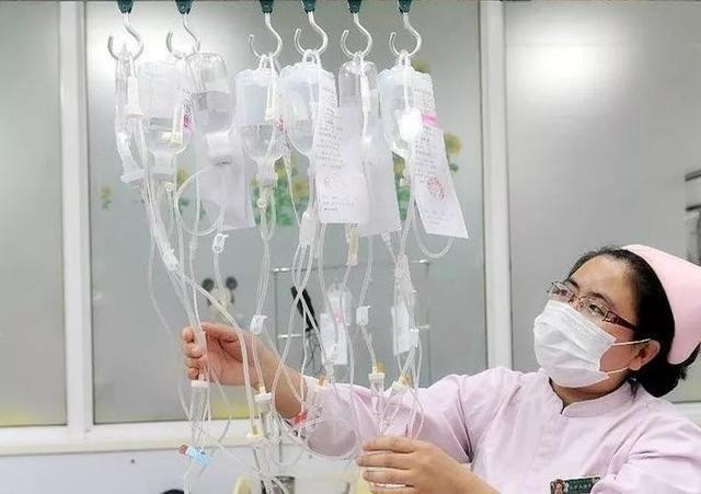 “无效医疗”已曝光？医生：有些药不需要吃，有些手术或许不用做
