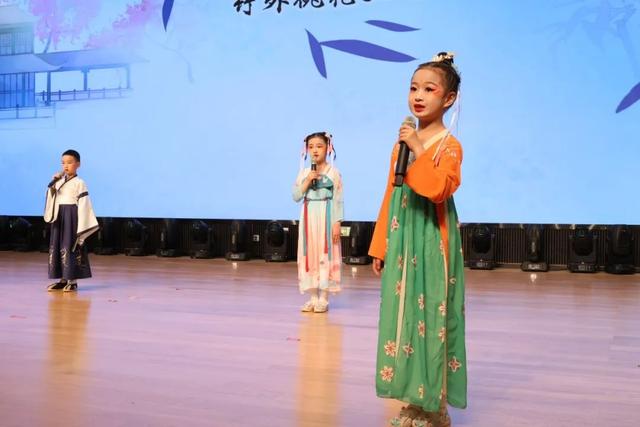 西安高新区第三十一小学：诵经典睿智 吟诗书气华