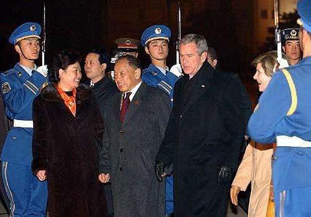 海湾战争前钱其琛与萨达姆交锋，萨达姆类比香港，钱：不是一码事