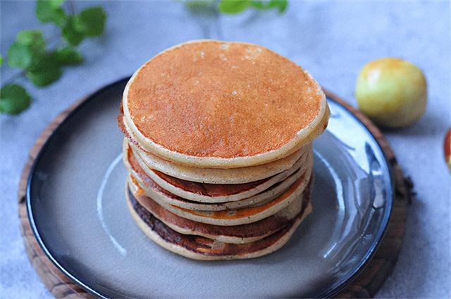 冬天寒冷，这早餐我常给孩子做，清爽多汁补足维C，滋润不上火