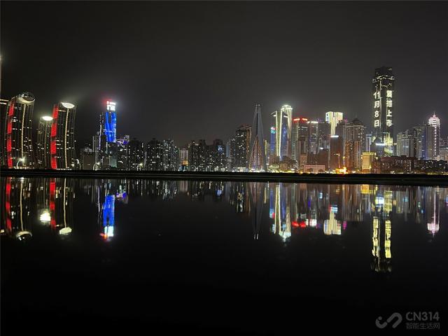 11级亮度测试：iPhone 13 Pro和四款安卓旗舰谁拍得更清楚？