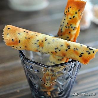 孩子想吃脆皮蛋卷，在家有锅就能做，香甜可口，一捏就碎，酥掉渣