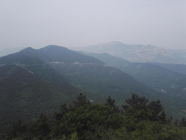 1937年，周恩来劳山遇刺，11名警卫壮烈牺牲，究竟何人如此大胆？