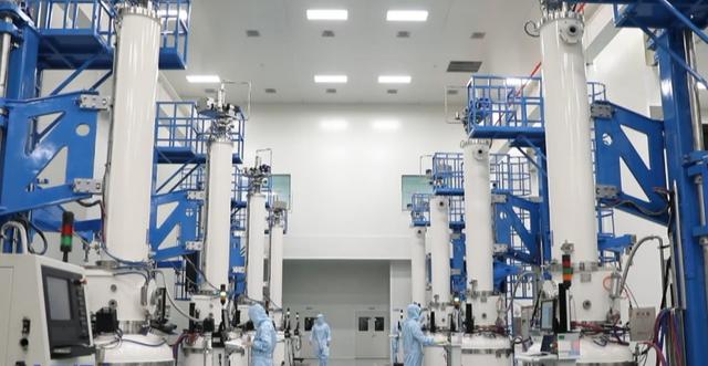 美半导体又出幺蛾子，12家中企被列入“黑名单”，理由如出一辙