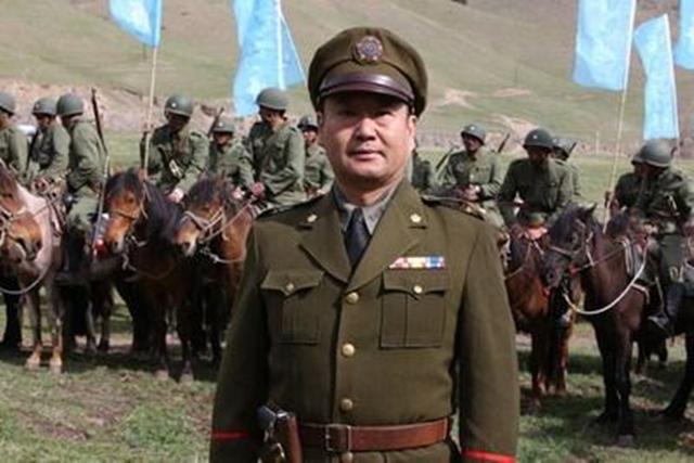 49年陶峙岳在新疆通电起义，3位国军将领坚决反对，他们结局如何