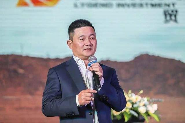 青山被猎杀亏500亿，对手神秘躲藏在背后，海外资本不是一般冷血