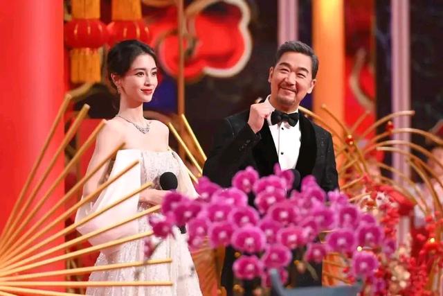 「科普一下」春节联欢晚会有没有关晓彤——2022春节联欢晚会关晓彤