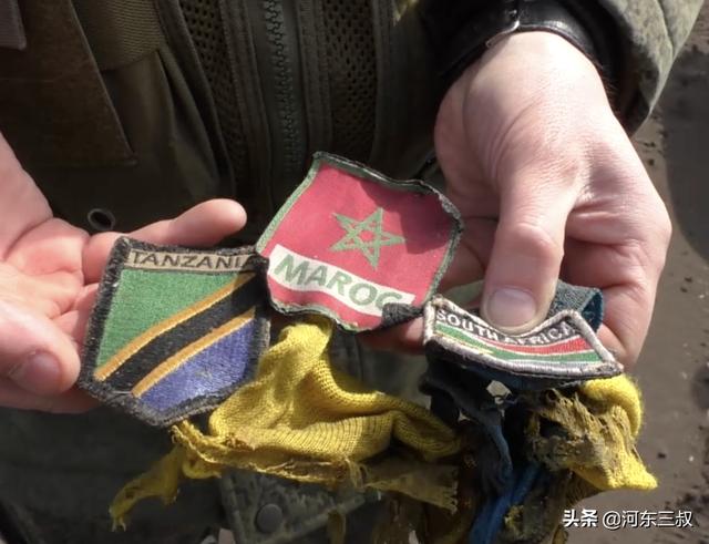 打不动了？俄军取消强攻亚速钢铁厂计划，调整为封锁围困
