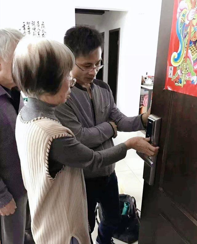 为啥越来越多人嫌弃“指纹锁”鸡肋？原因很简单，听听过来人解释