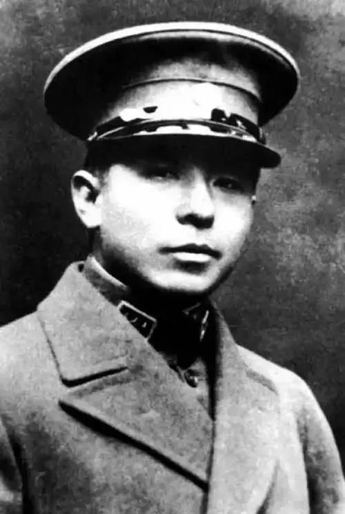 1960年，周总理秘密给张学良送去一封信，只有十六字，却蕴含深意