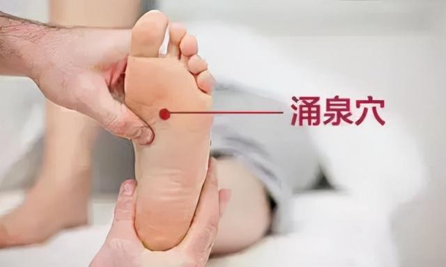 晚上经常失眠睡不好，原来和“吃”晚饭大有关系！3个饭后小习惯，睡不好的可以试试