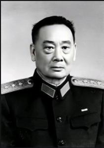 1950年陶峙岳回京，毛主席请他吃饭：我毛泽东的饭与蒋介石比如何