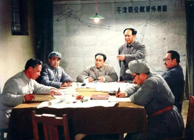 林彪笑入平津：“我不入关还是无敌之将，一入关就成了汉贼曹操”