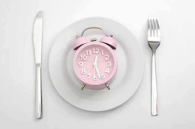 糖尿病人如何正确控制饮食？定时定量是关键