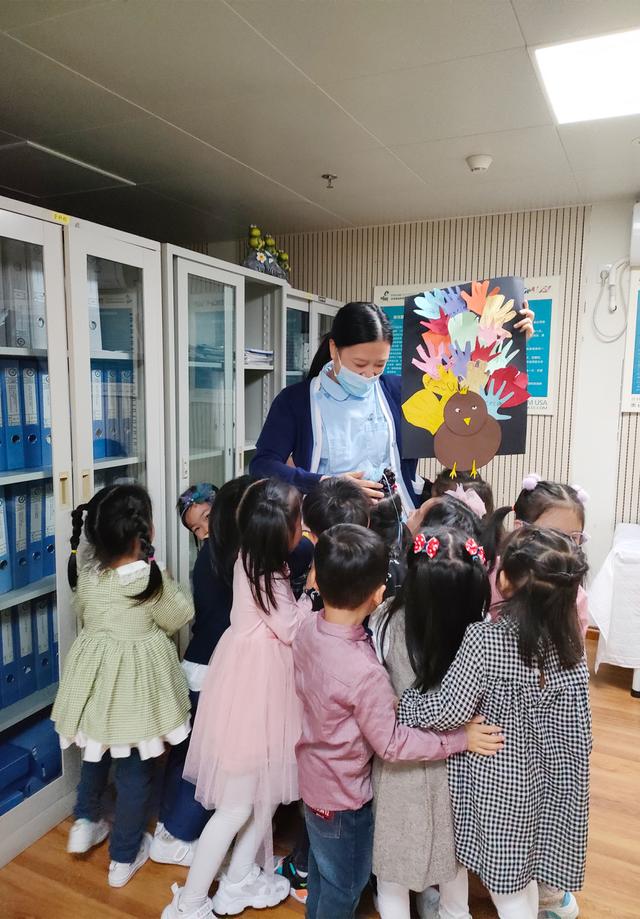 感恩于心，知恩于行！记普林斯顿国际幼儿园感恩节主题活动