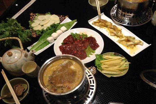 想吃晚饭，又怕自己血糖超标？糖友晚饭怎么吃？记住“3不2要”