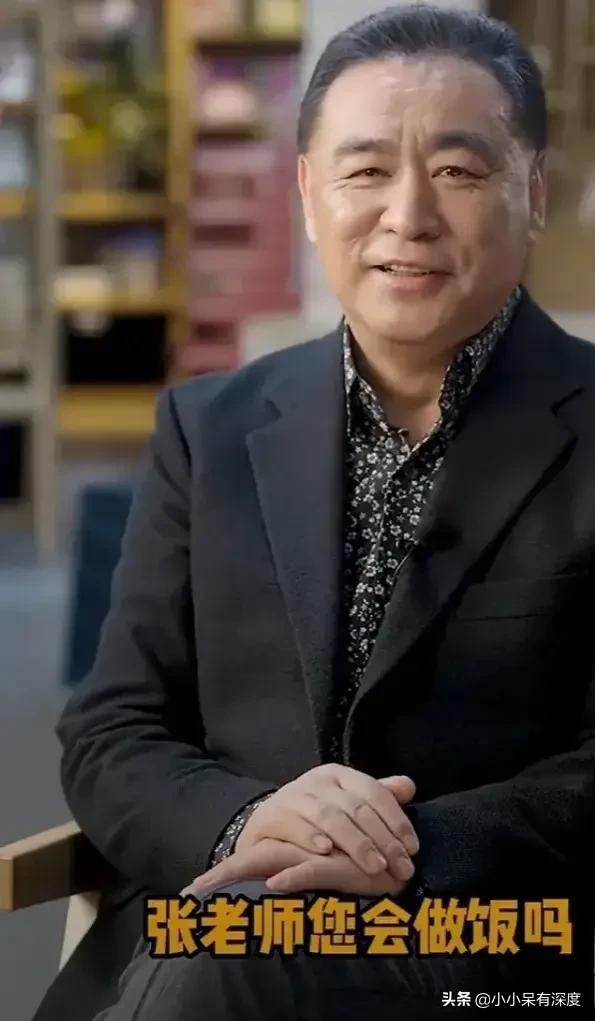 张宏民晒照，是一个年轻漂亮的小女生，他终于脱单了？