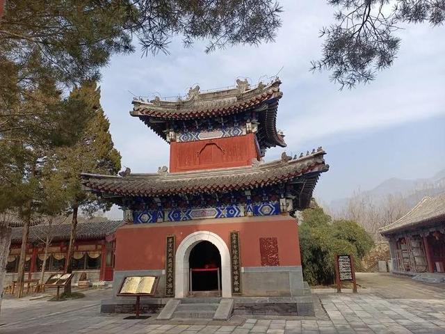 鐵兵遊記｜探訪三絕 四寶雲居寺