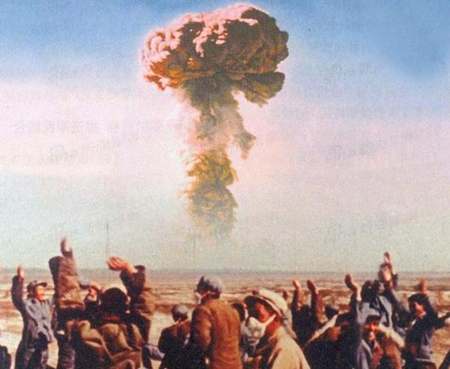 1964年周总理召开会议，开国上将提前离开，总理却要求搜查口袋