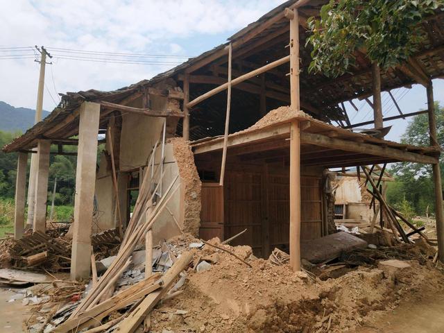 5月，农村“自建房”全面治理，严查这4类房屋！农民早准备