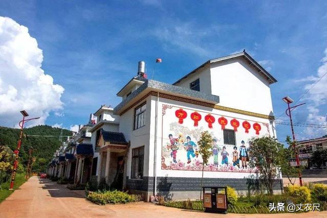 好消息！农房“统一翻建”来了？国家敲定农村规划，下半年或动工