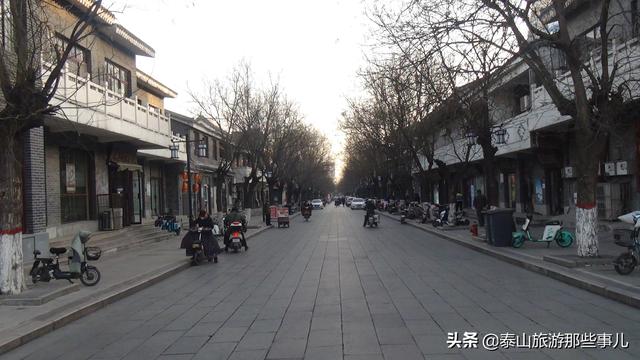 泰安：它被譽爲幸福老街，內有各種特色美食，純正伊斯蘭風味