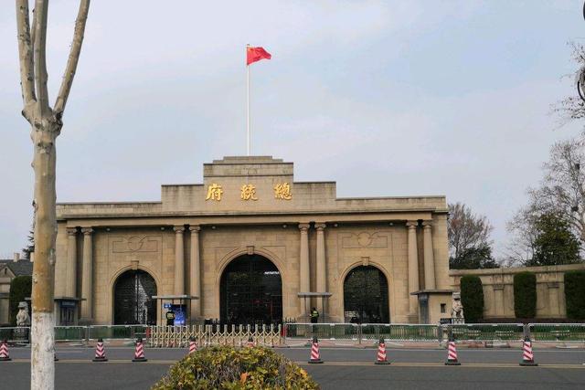 1996年，李登辉撤掉两蒋陵墓守卫，宋美龄：应该考虑移灵的事情了