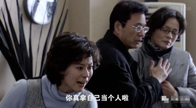 “野蔷薇”海清，25岁隐婚生子，嫁初恋20年，被宠成幸福阔太太