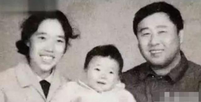 路遥最后的时光：出轨，妻子要求离婚，和亲兄弟因钱反目