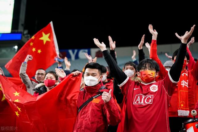 世预赛：阿曼VS中国队，定位球攻防成解题思路？国足有两点机会