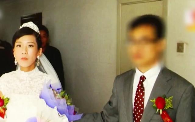 2020年上海交大女博士治癌需80万，丈夫跪地求离婚：求你放我一马