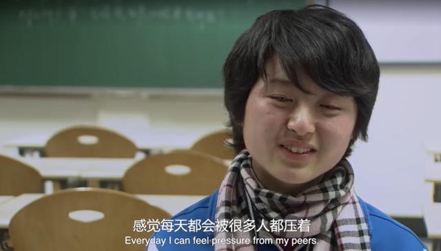 北大才女混成娱乐圈糊咖，浪费国家资源？这样的她一点都不可惜