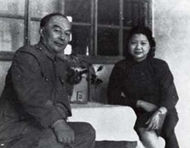 1961年，中央接到绝密情报，伟人亲批发给蒋介石：有人要暗杀你
