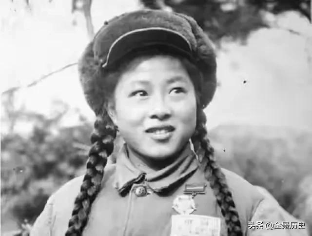 26年后，上甘岭坑道唯一女兵，在纽约餐厅被当年美军俘虏一眼认出